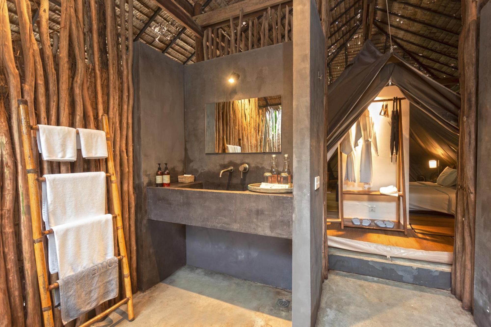 Tamu Koh Rong Hotel Pagoda Beach Kültér fotó