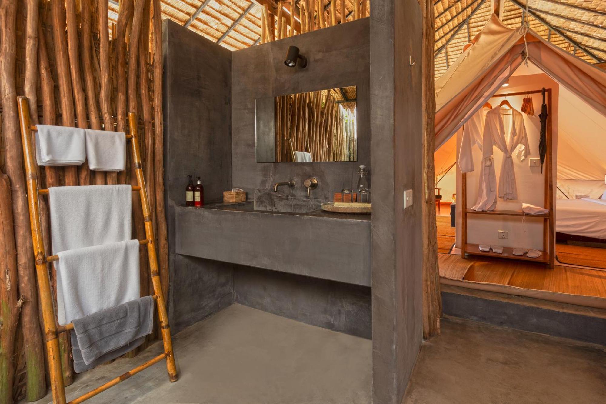 Tamu Koh Rong Hotel Pagoda Beach Kültér fotó
