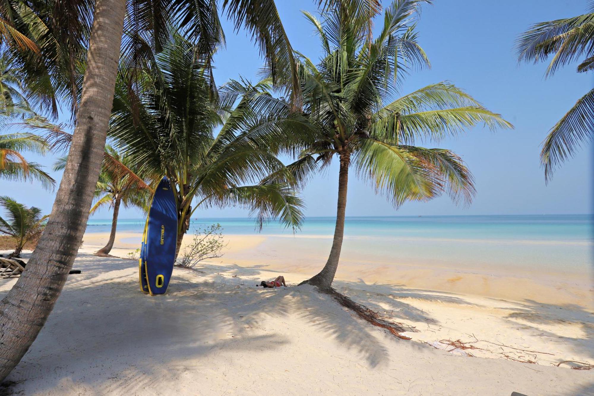 Tamu Koh Rong Hotel Pagoda Beach Kültér fotó