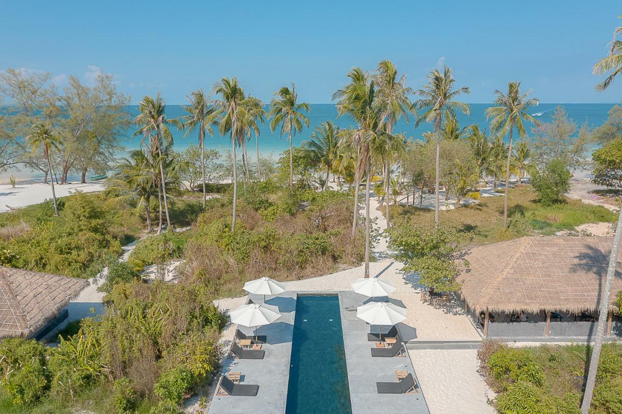 Tamu Koh Rong Hotel Pagoda Beach Kültér fotó