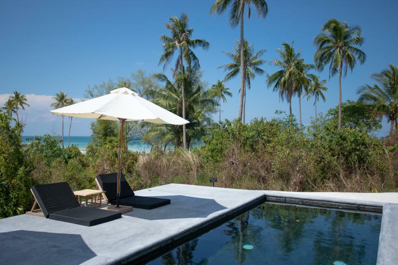 Tamu Koh Rong Hotel Pagoda Beach Kültér fotó