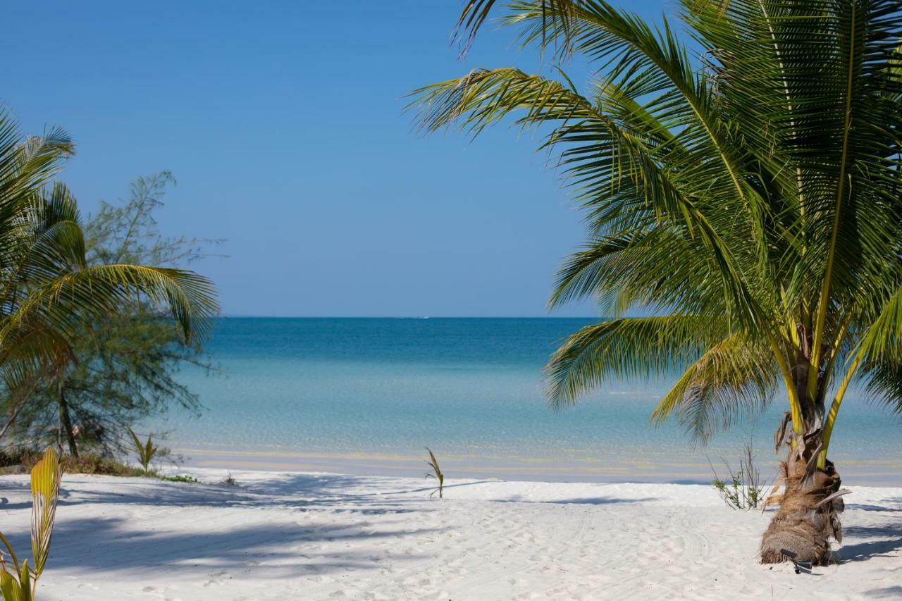 Tamu Koh Rong Hotel Pagoda Beach Kültér fotó