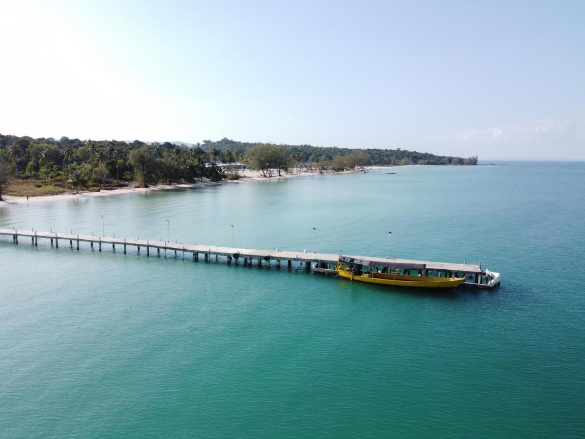 Tamu Koh Rong Hotel Pagoda Beach Kültér fotó